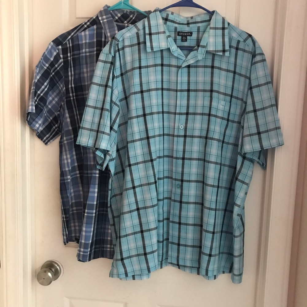 2 XL Mens plaid shirts in great condition